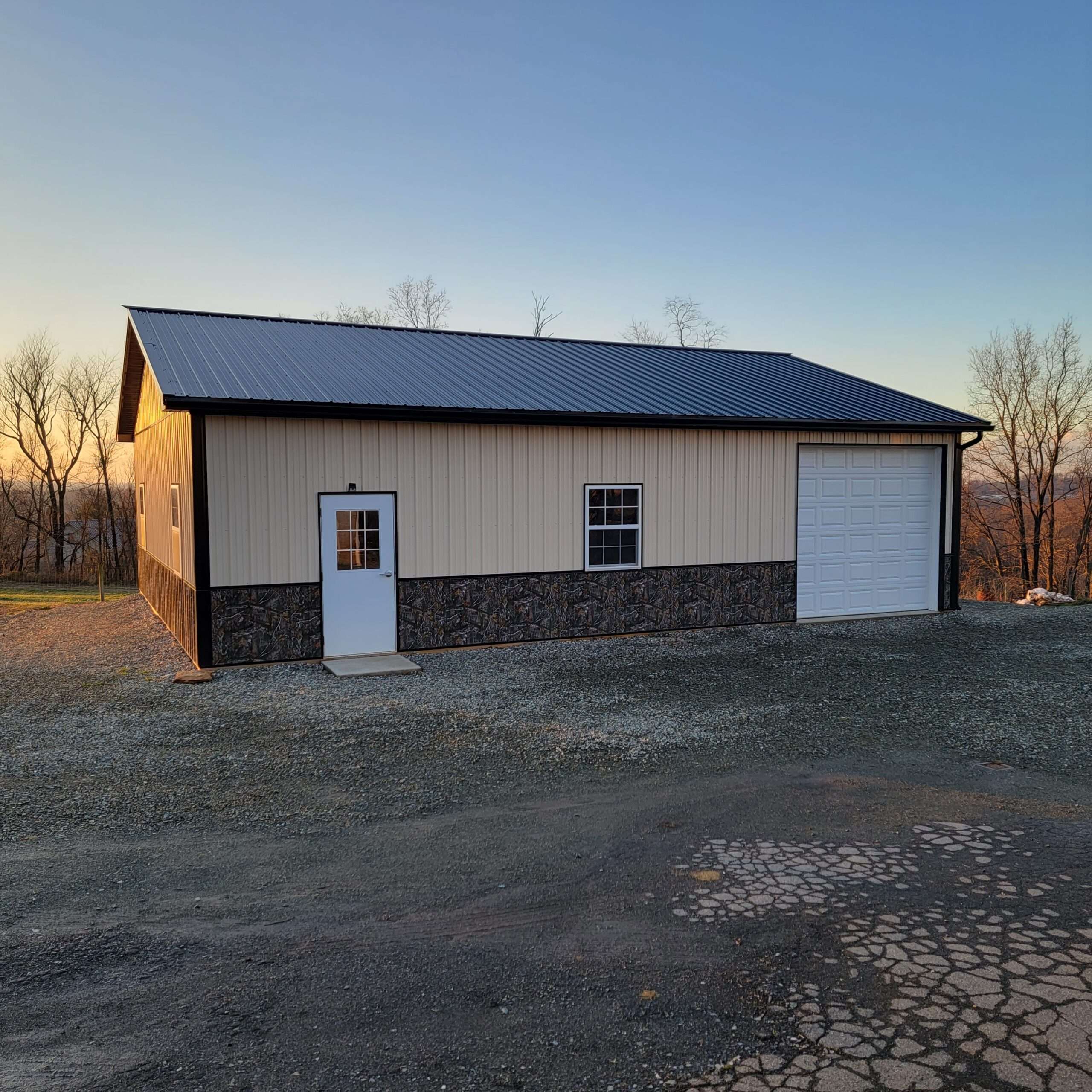 Pole barn building