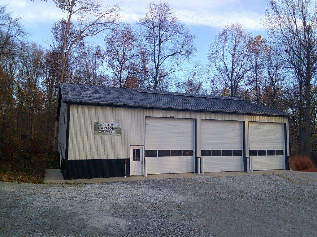 Pole barn